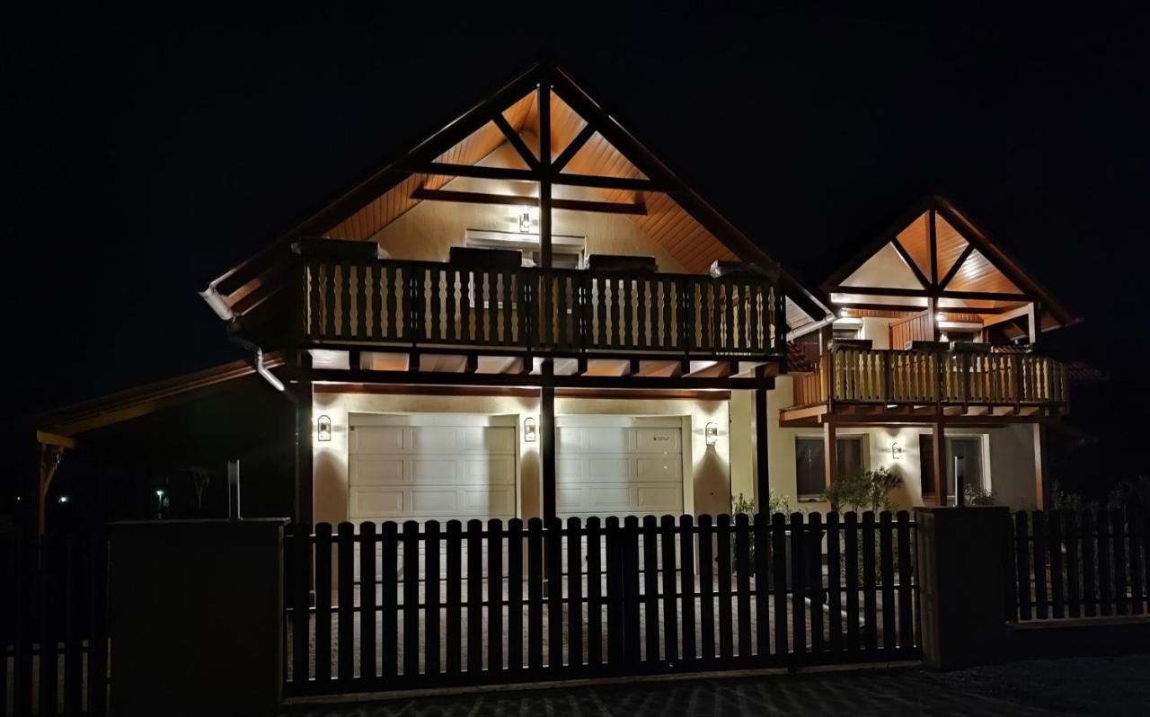 Haus Marika Hotel ชิโอฟก ภายนอก รูปภาพ