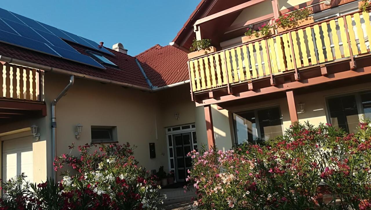 Haus Marika Hotel ชิโอฟก ภายนอก รูปภาพ